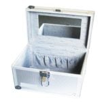 Kufer kosmetyczny, aluminiowy